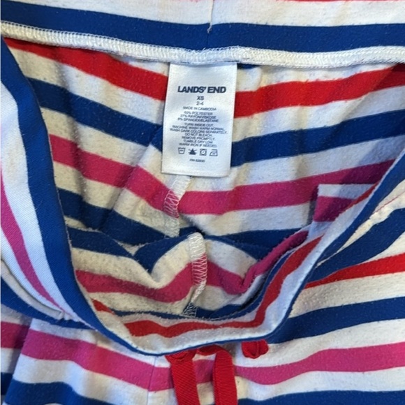 Pajama bundle 3 tops/ 1 pant - Picture 3 of 3